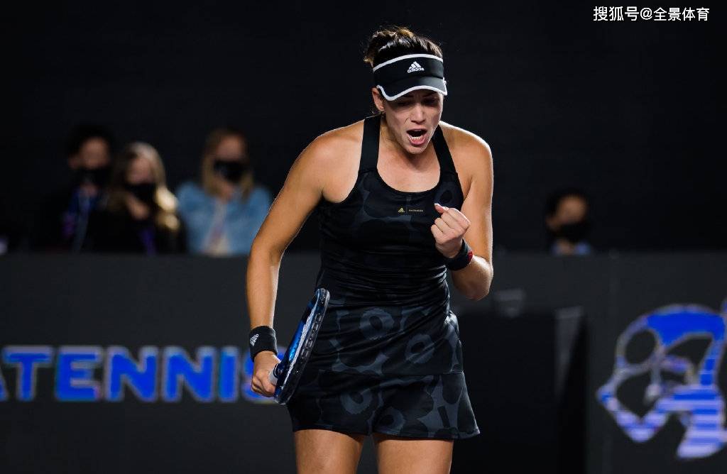 爱游戏-包含穆古鲁扎在中国队比赛中高光表现，回归赛场引发热议！的词条