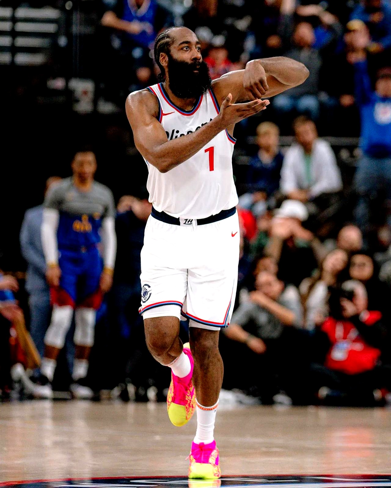 爱游戏-哈登连续三场比赛得分超过连败，澳大利亚队挑战极限！的简单介绍